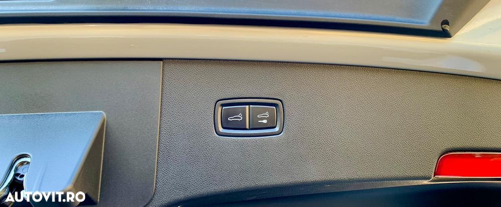 Porsche Cayenne - 8