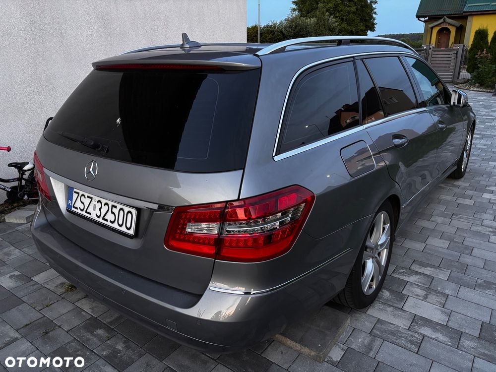 Mercedes-Benz Klasa E 220 CDI DPF BlueEFFICIENCY Automatik Avantgarde - 7