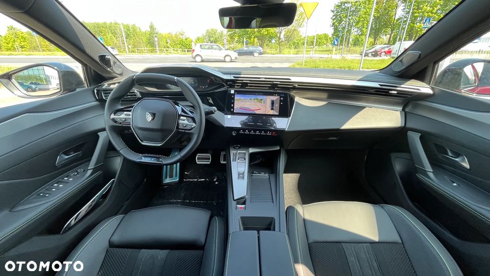 Peugeot 408 1.6 Plug-in Hybrid 240 GT E-DCS7 - 12