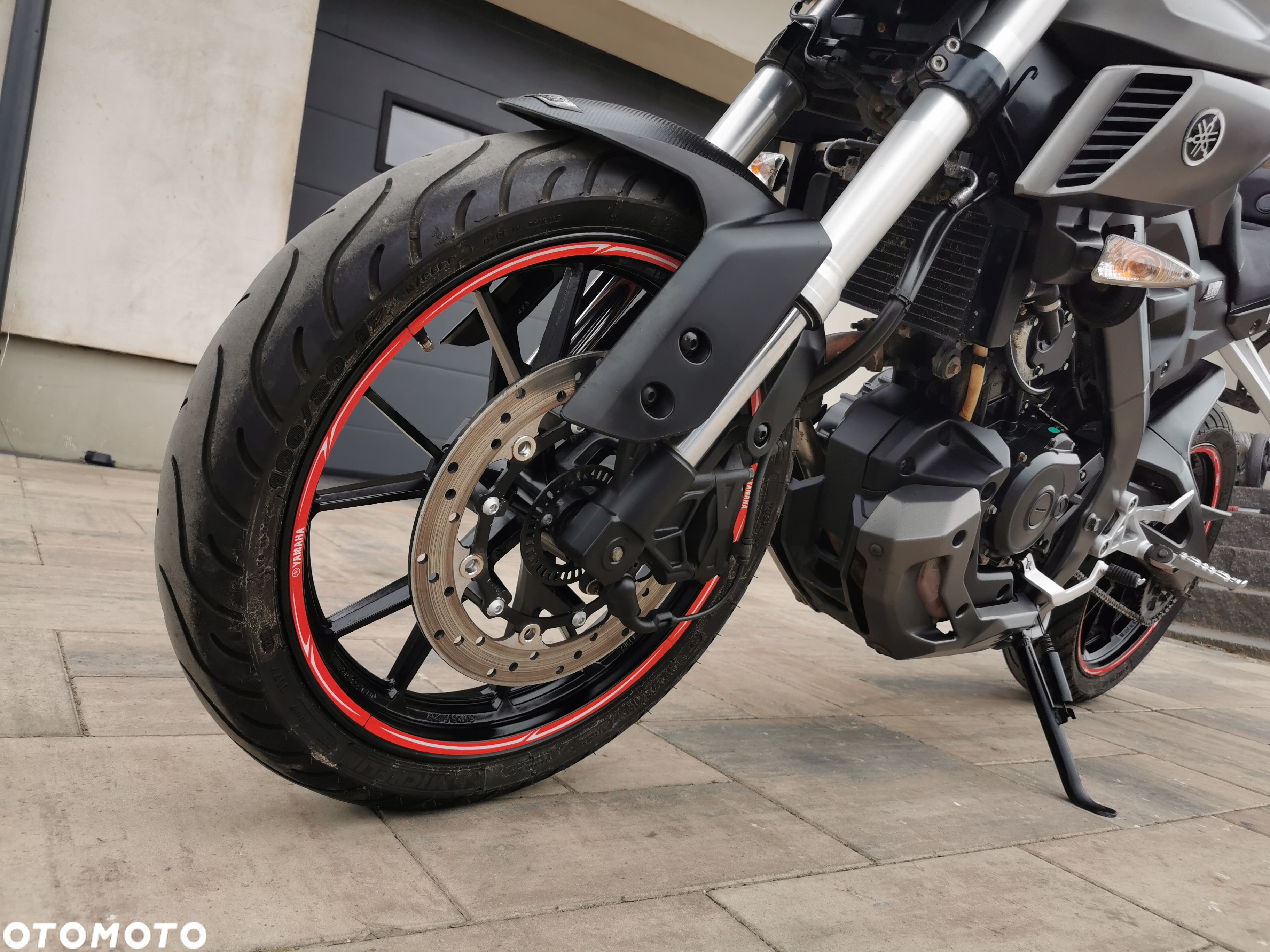 Yamaha MT - 12