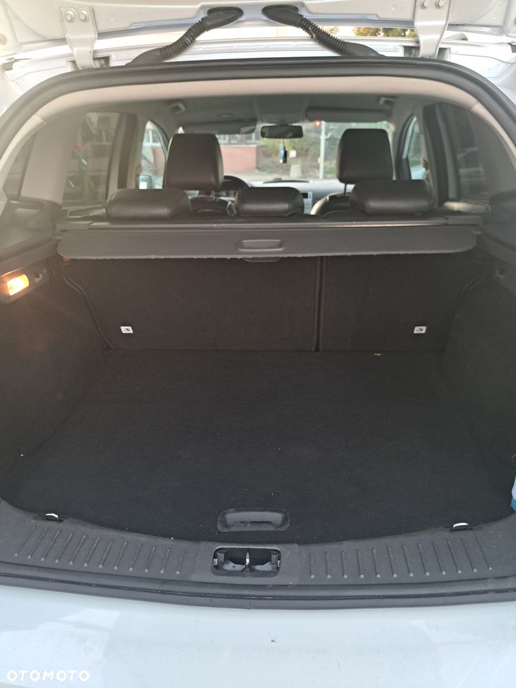 Ford Kuga - 6