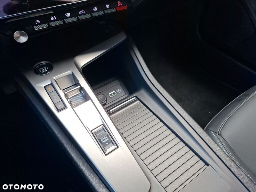 Peugeot 408 - 19