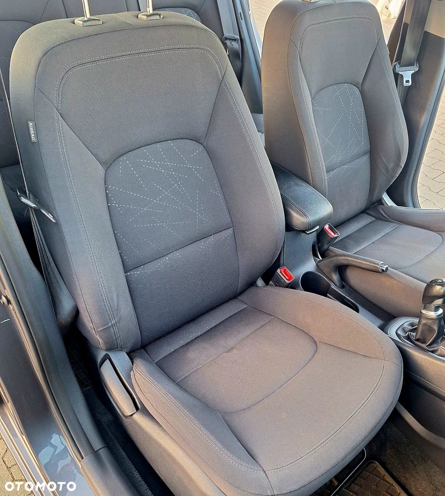 Kia Rio 1.4 M (klm) - 27