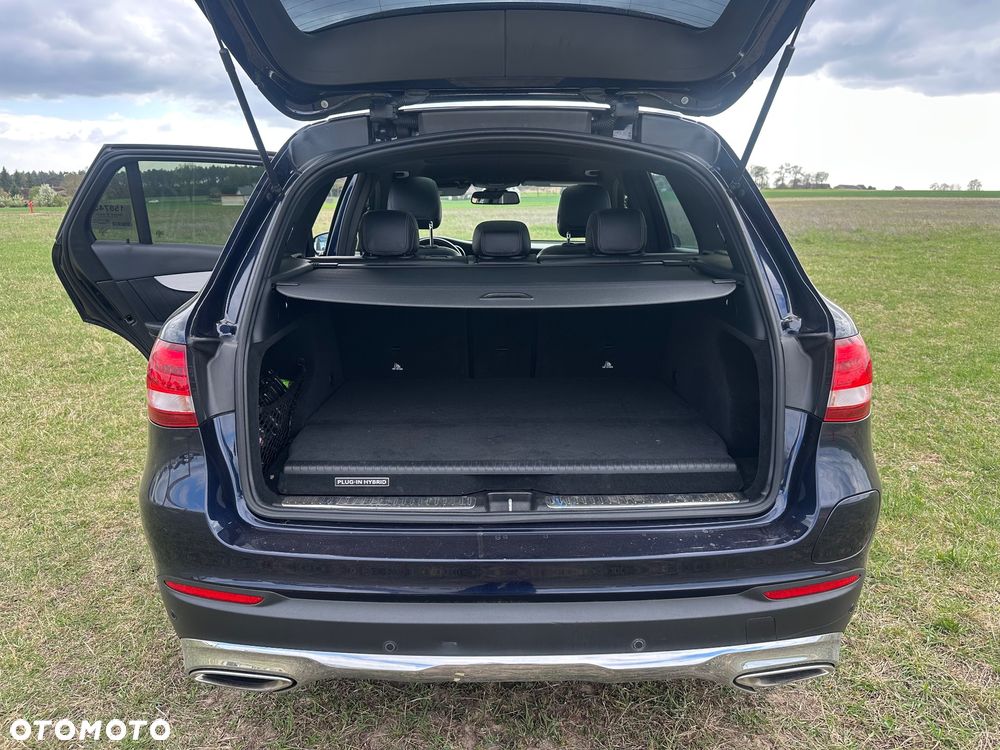 Mercedes-Benz GLC 350 e 4Matic 7G-TRONIC Edition 1 - 23