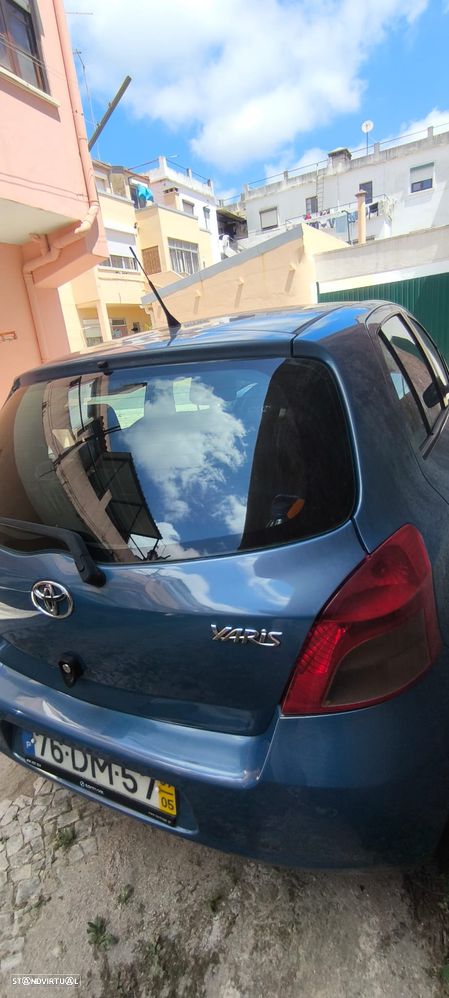 Toyota Yaris 1.0 VVT-i - 5