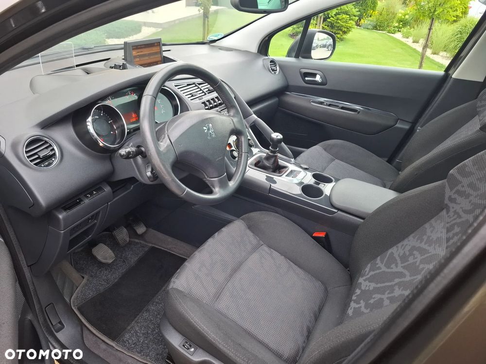 Peugeot 3008 HDi FAP 110 Premium - 32