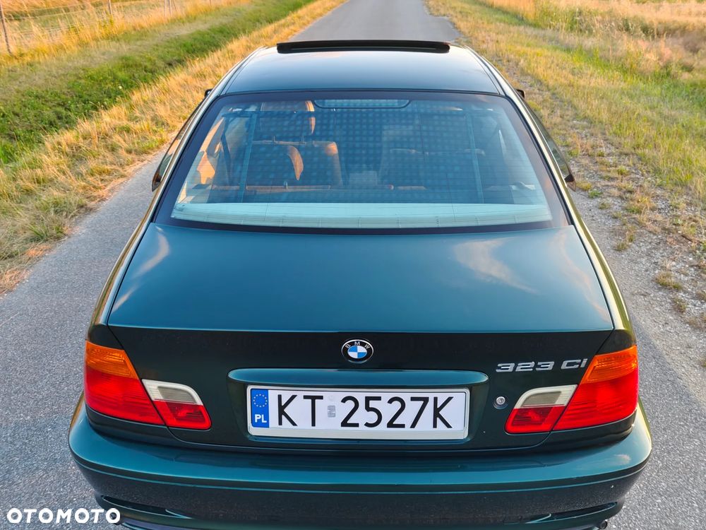 BMW Seria 3 323Ci - 7