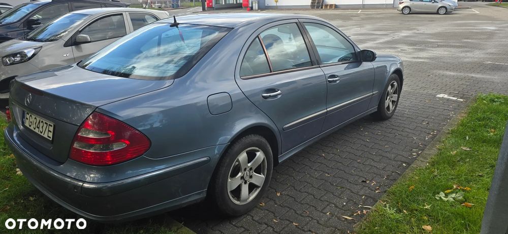 Mercedes-Benz Klasa E 320 T Avantgarde - 6