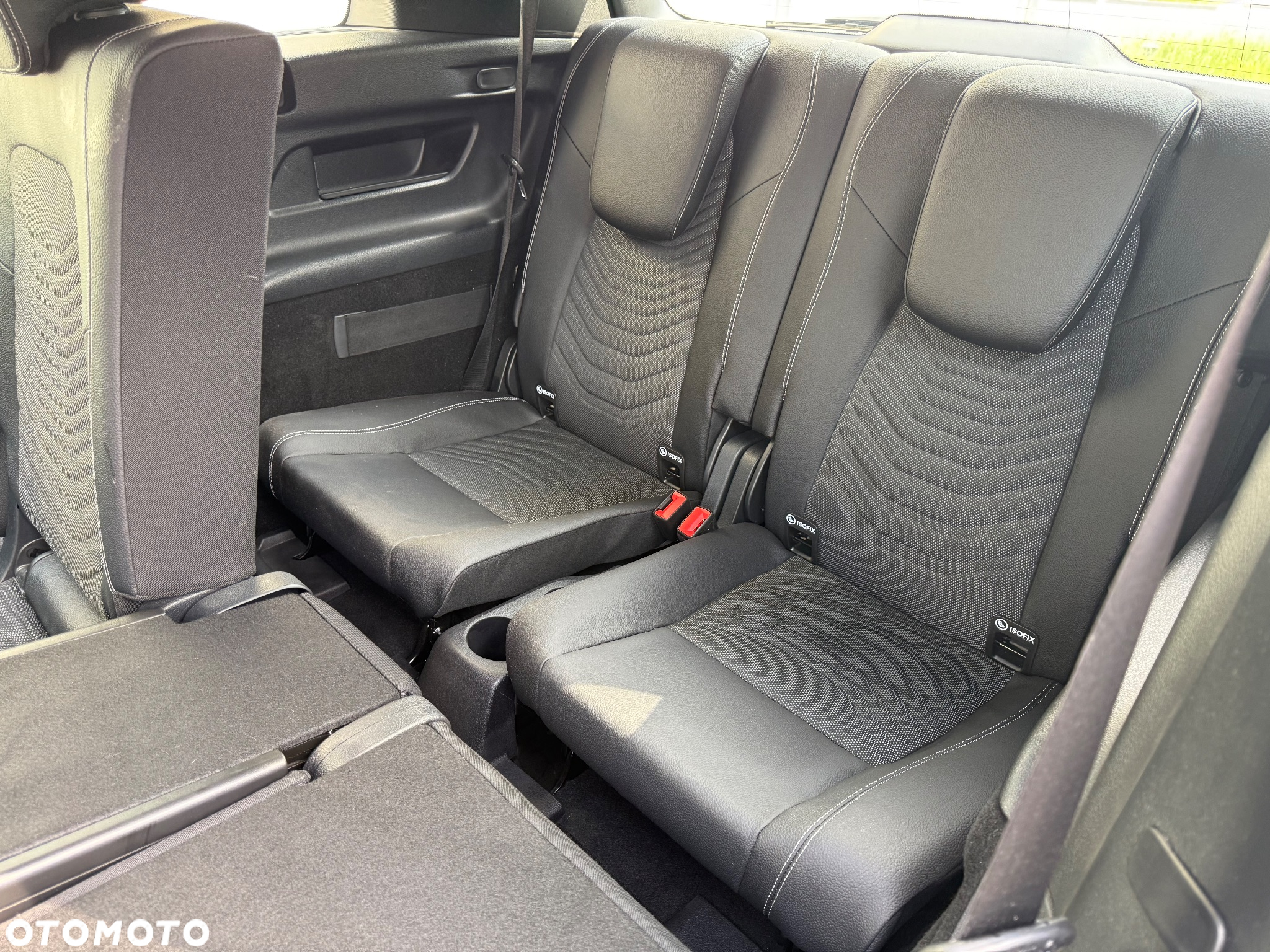 Mercedes-Benz GLB 200 7G-DCT - 28