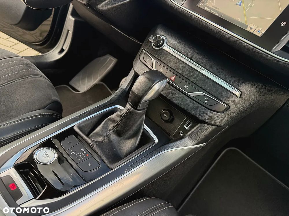 Peugeot 308 BlueHDi FAP 150 EAT6 Stop & Start Allure - 21