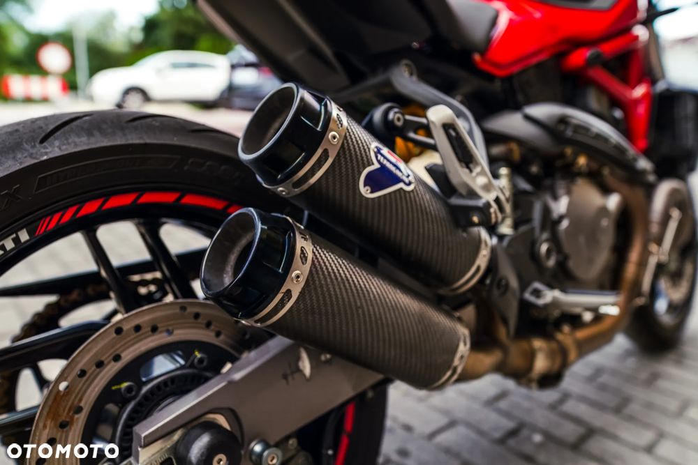 Ducati Monster - 11