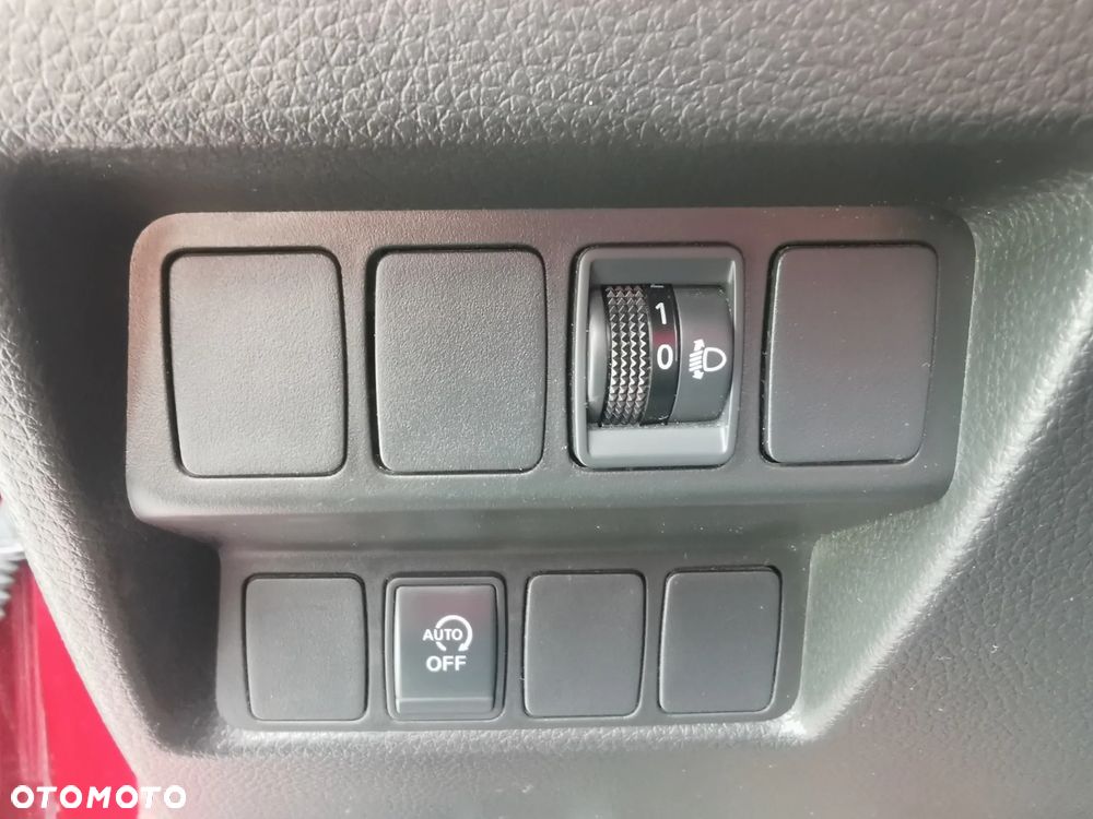 Nissan Qashqai 1.3 DIG-T Visia - 28