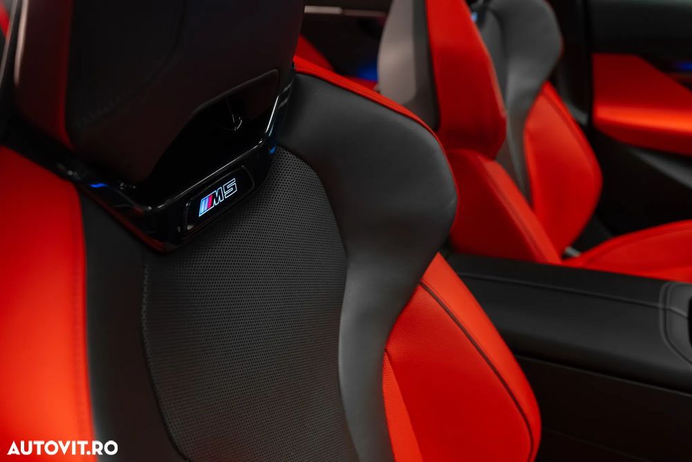 BMW M5 xDrive AT PHEV - 38