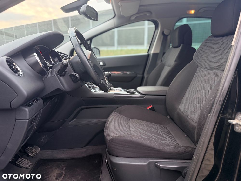 Peugeot 3008 1.6 Premium - 12