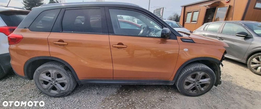 Suzuki Vitara - 16
