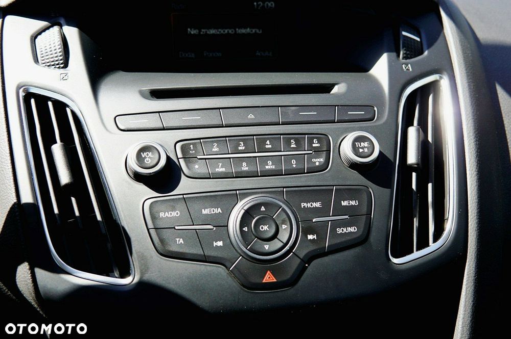 Ford Focus - 12