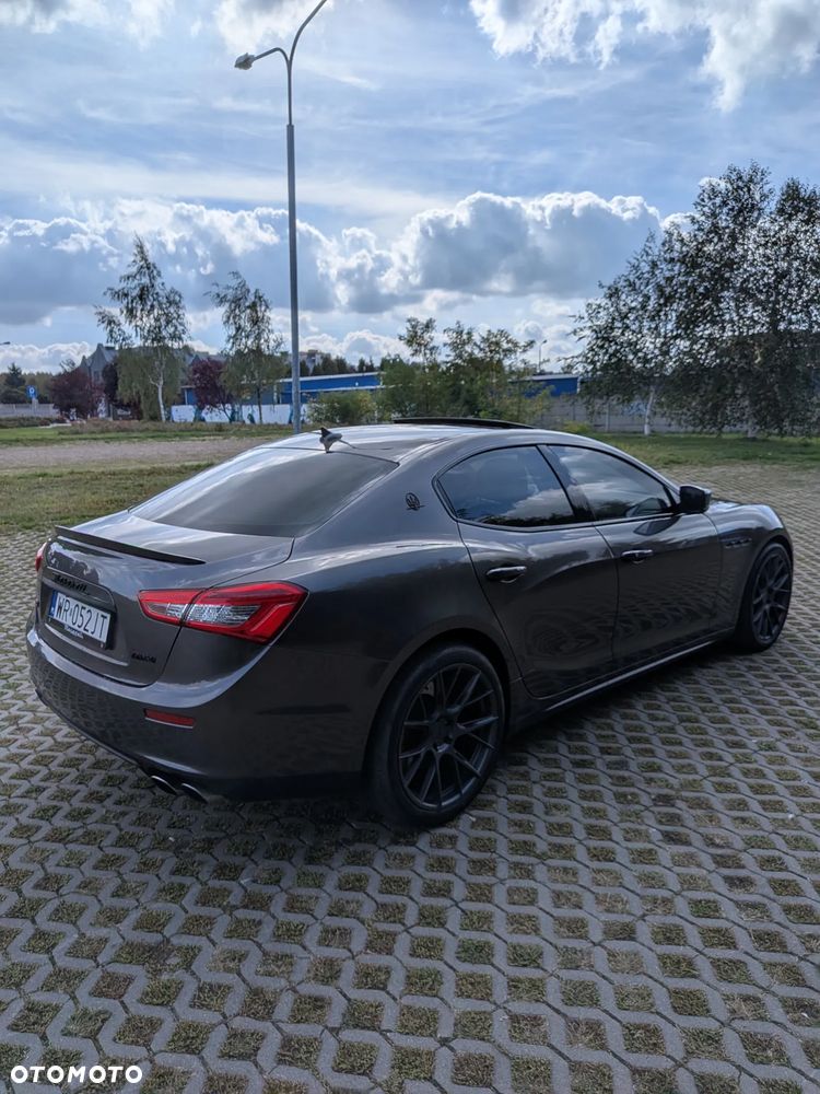 Maserati Ghibli - 14