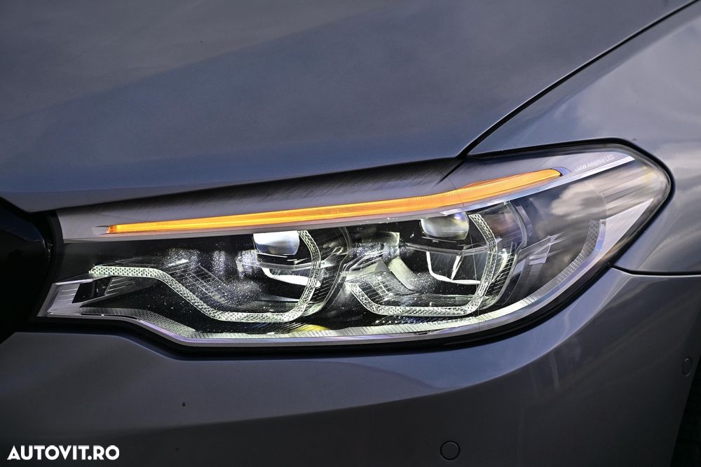 BMW Seria 5 530i xDrive AT - 9