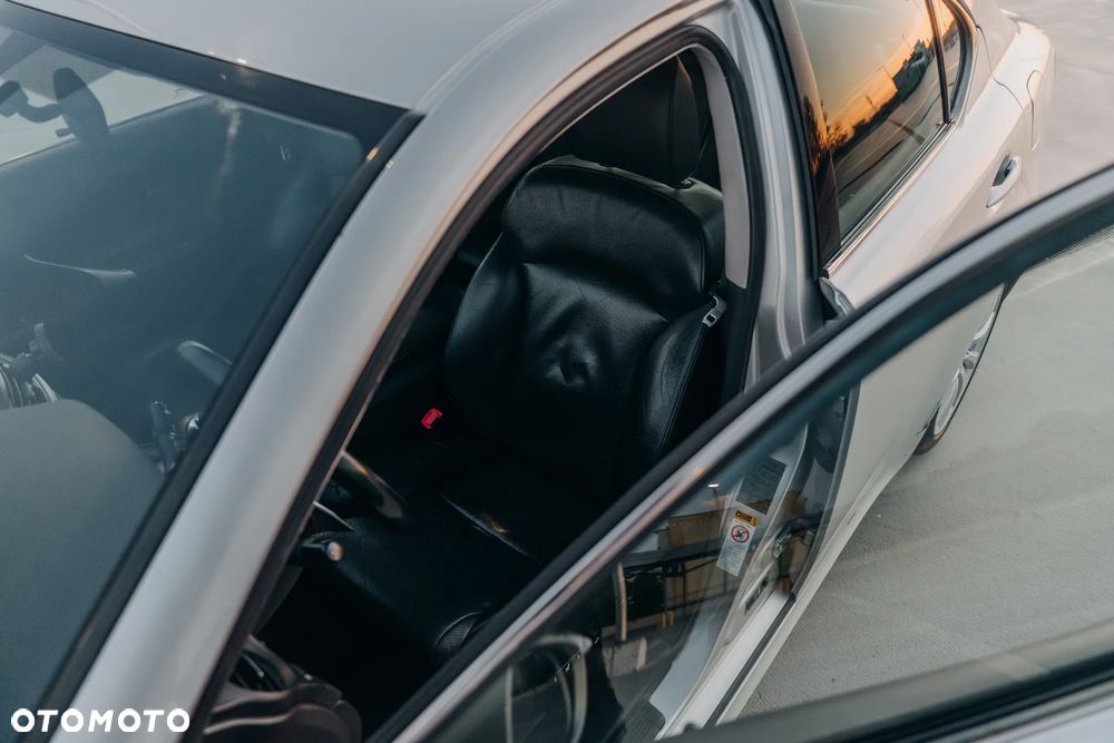 Lexus IS 250 Elegance - 20