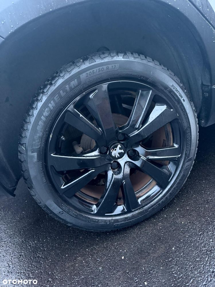 Peugeot 2008 PureTech 110 Stop&Start EAT6 GT-Line Edition - 33
