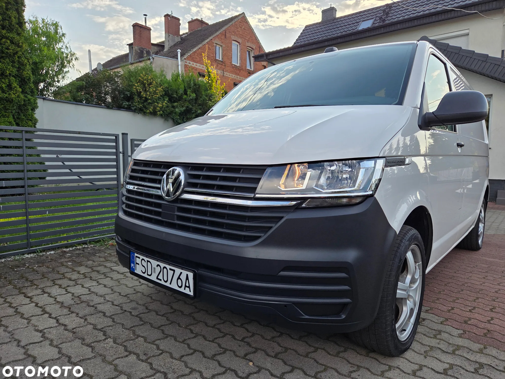 Volkswagen Transporter TDI Kurz Plus - 2