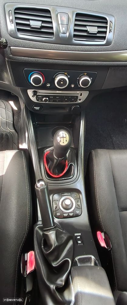Renault Mégane 1.5 dCi Dynamique - 10