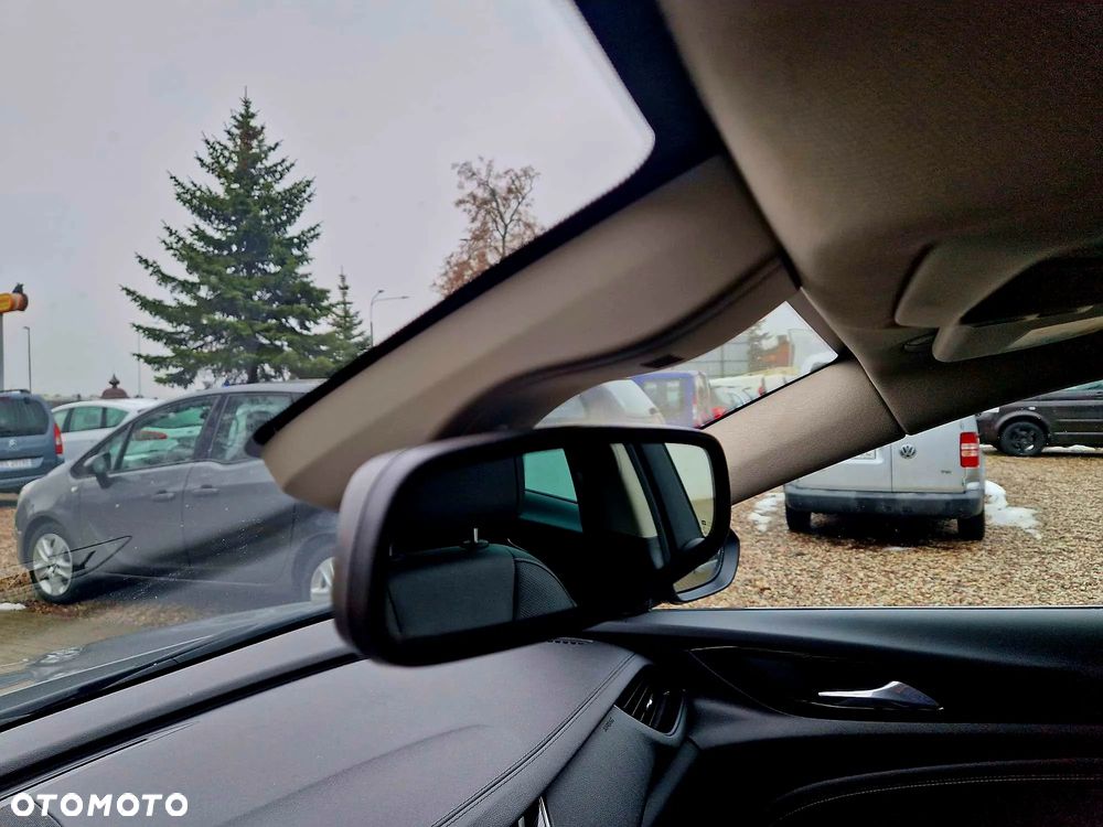 Opel Insignia 2.0 CDTI automatik Business Innovation - 31