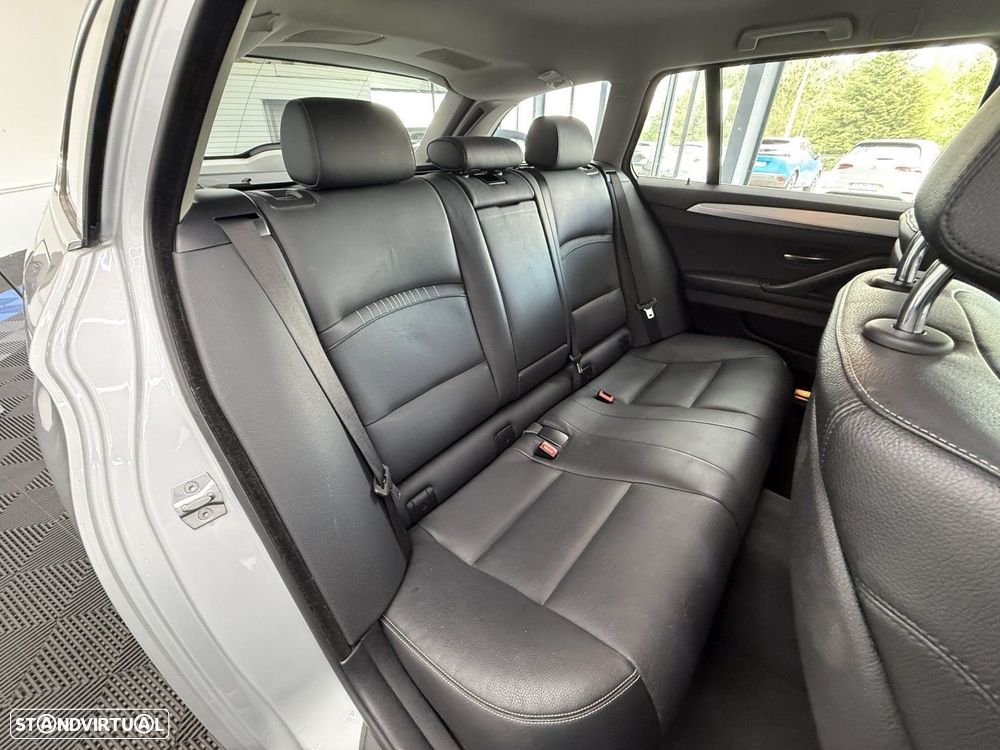 BMW 525 d Line Luxury Auto - 24