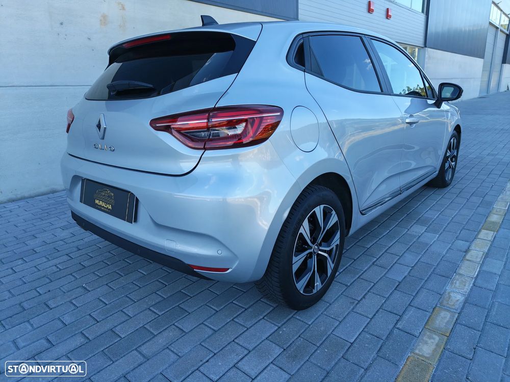Renault Clio - 5