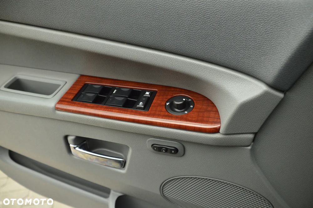 Jeep Grand Cherokee 5.7 V8 HEMI Automatik Overland - 20