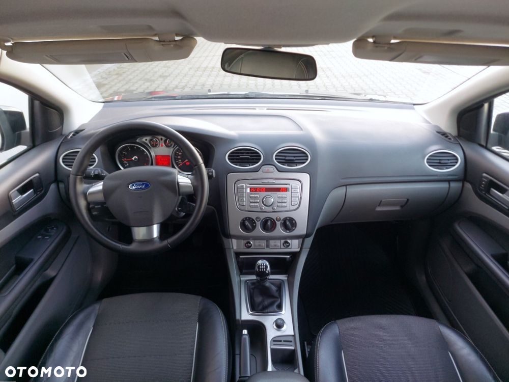Ford Focus - 10