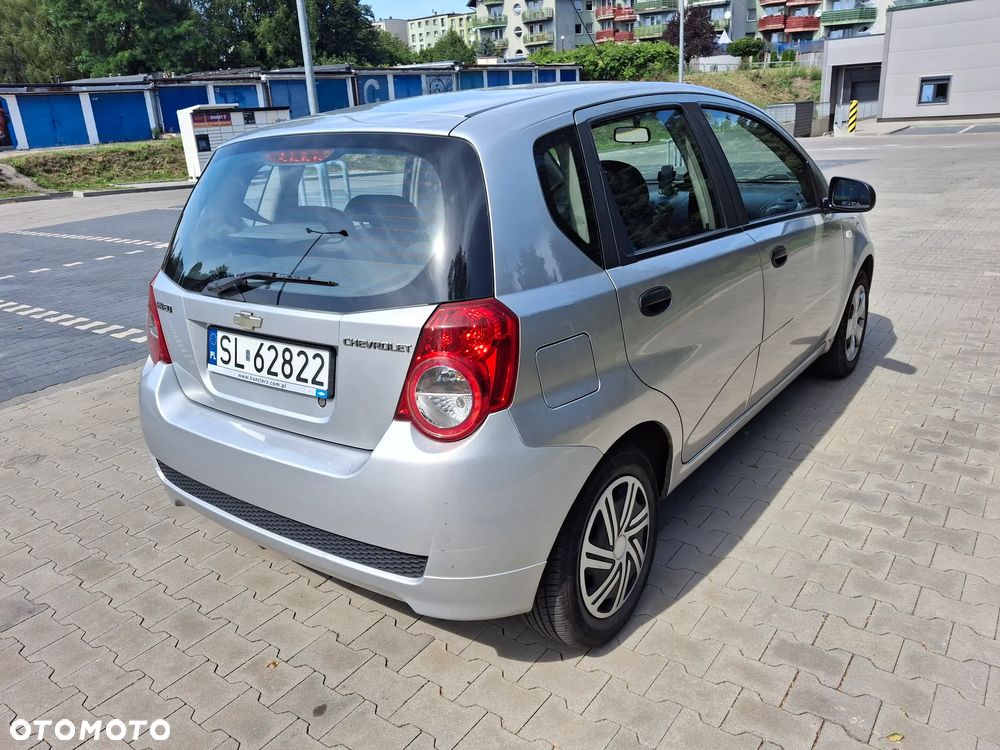 Chevrolet Aveo - 6