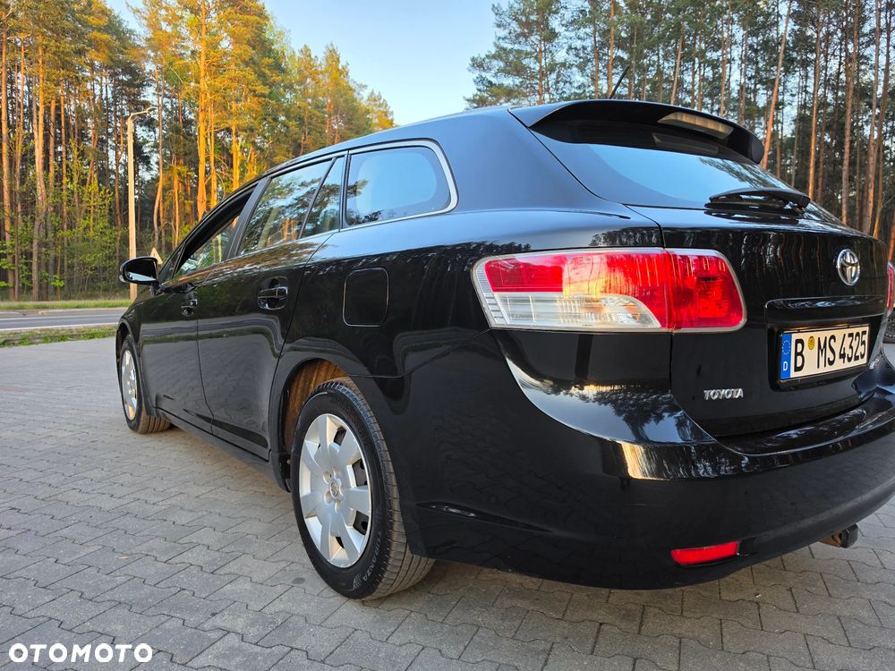 Toyota Avensis 1.8 Multidrive S Sol - 16