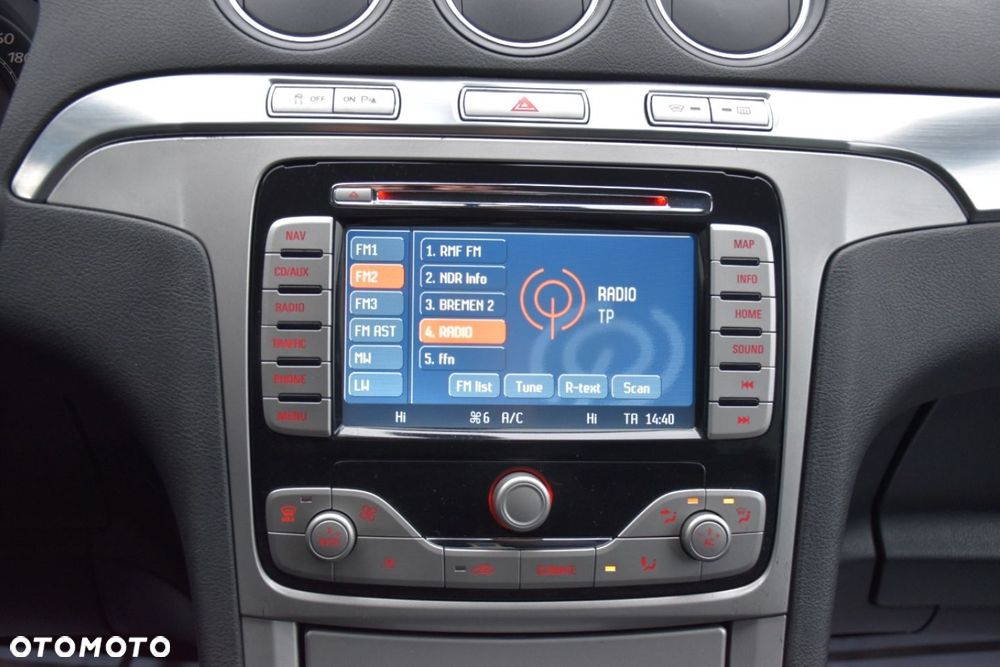 Ford S-Max 2.0 TDCi DPF Titanium - 11