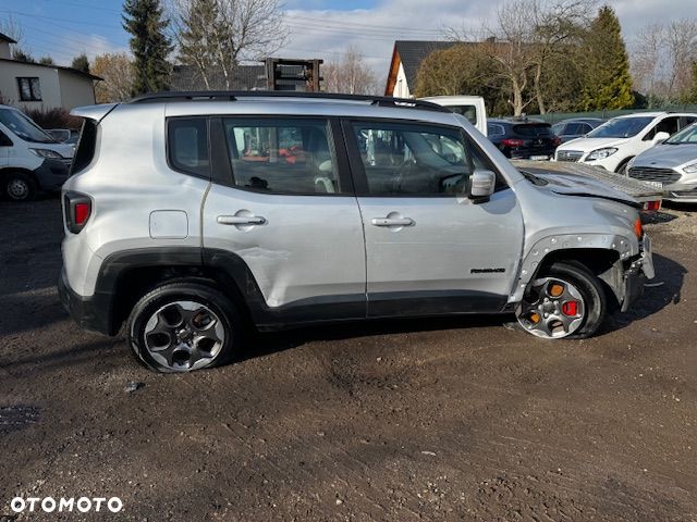 Jeep Renegade - 13