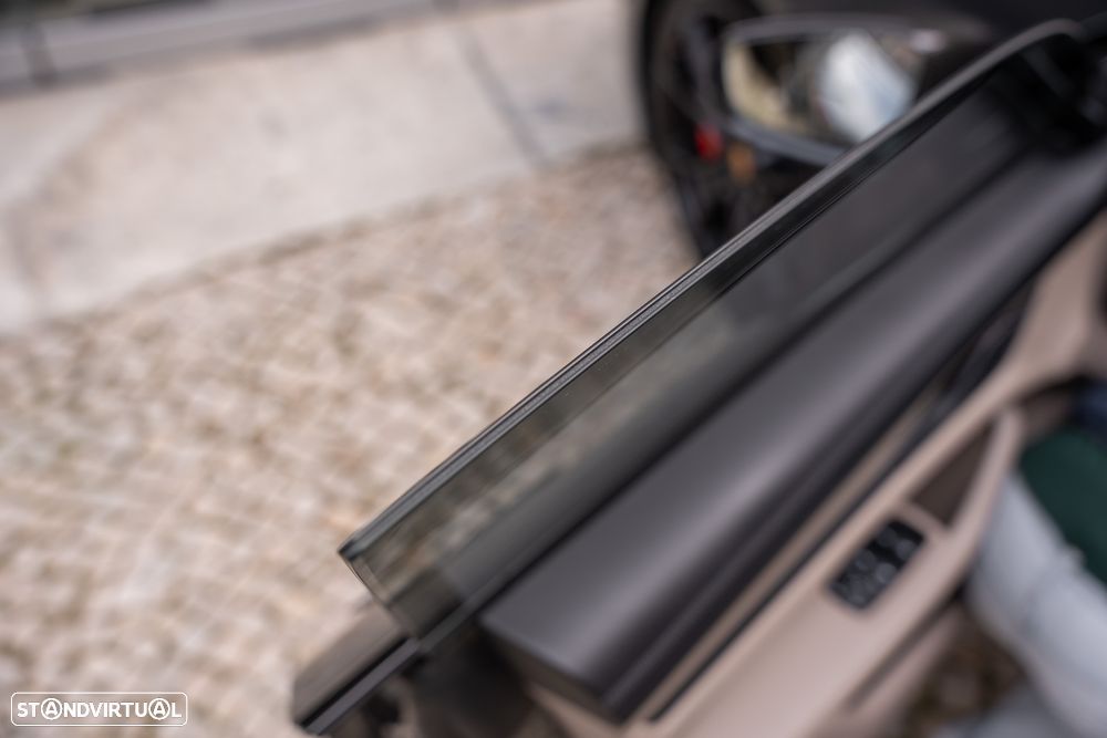 Porsche Taycan Sport Turismo GTS - 12