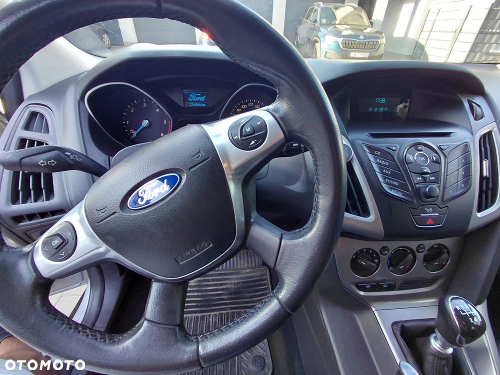 Ford Focus - 12