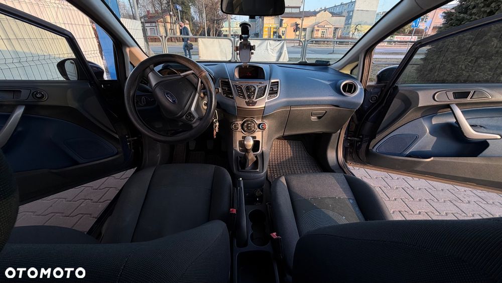Ford Fiesta 1.25 Trend - 4