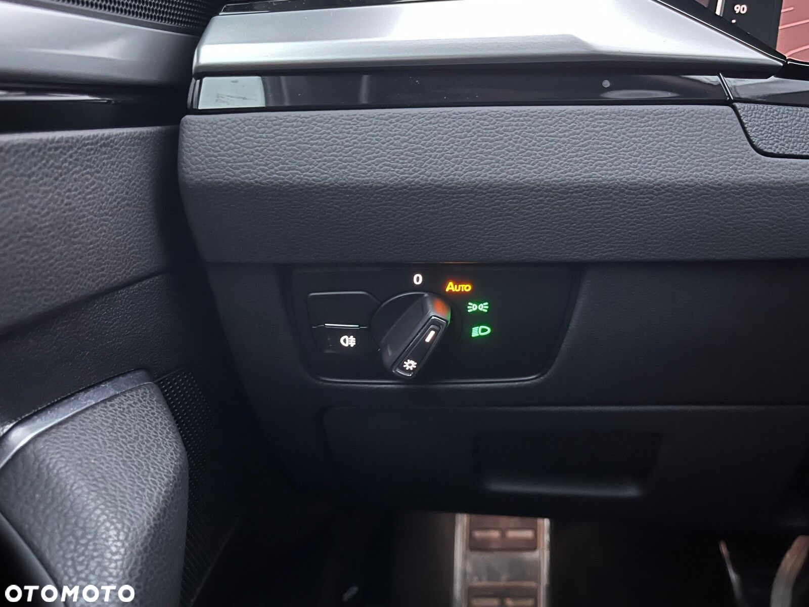 Volkswagen Arteon 2.0 TDI Elegance DSG - 23