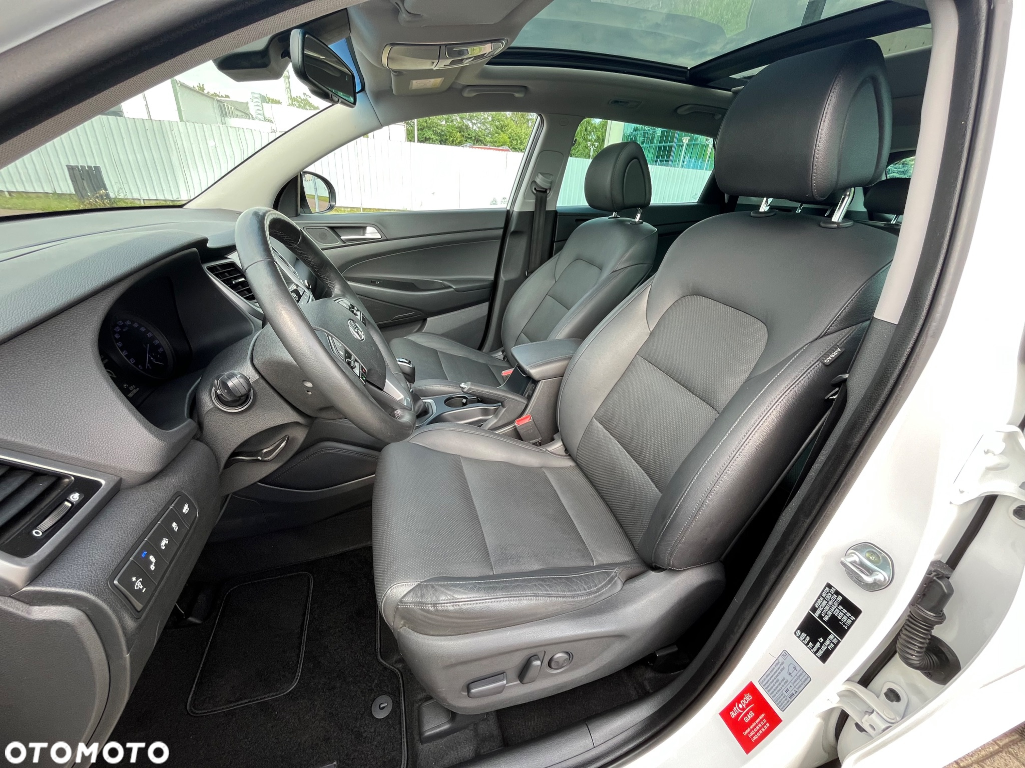 Hyundai Tucson - 11