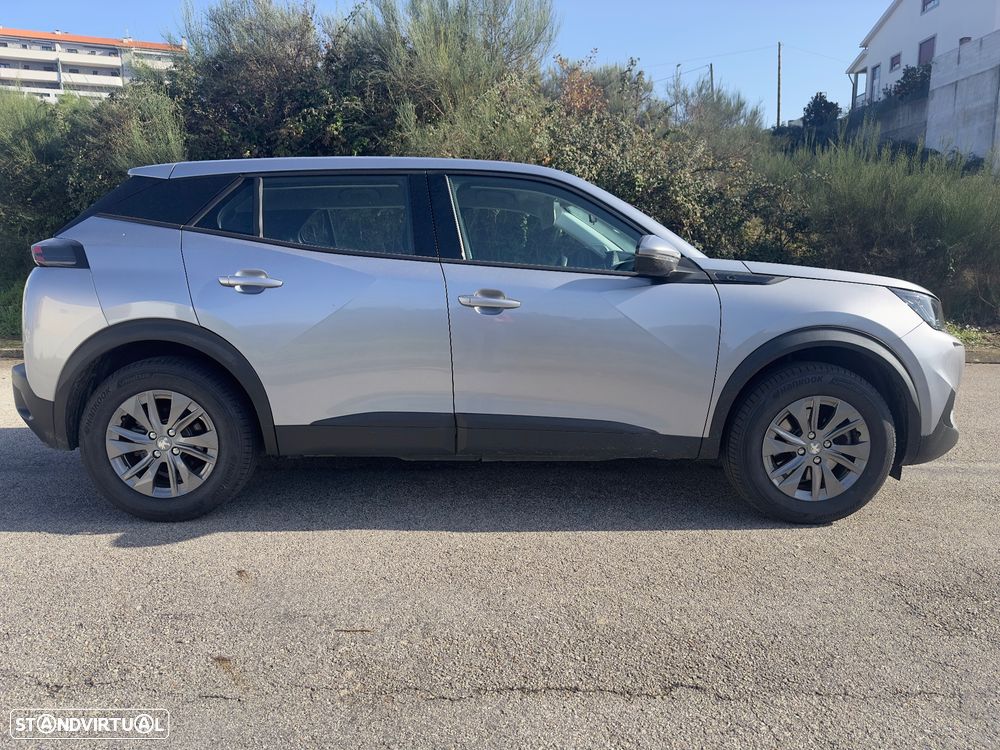 Peugeot e-2008 50 kWh Active - 13