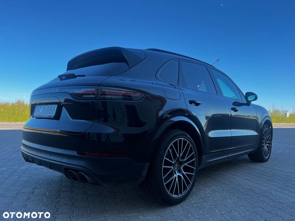 Porsche Cayenne S - 7