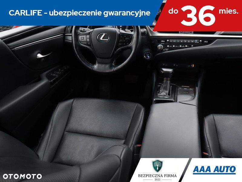 Lexus ES - 7