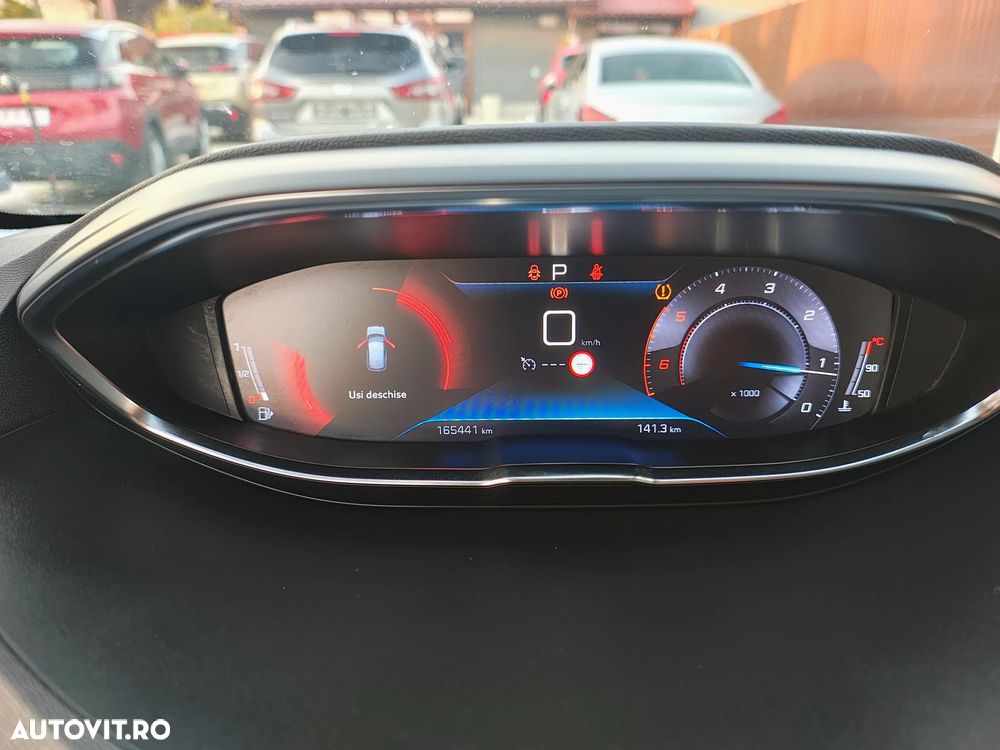 Peugeot 3008 BlueHDi 130 Stop & Start EAT8 Active Business-Paket - 30