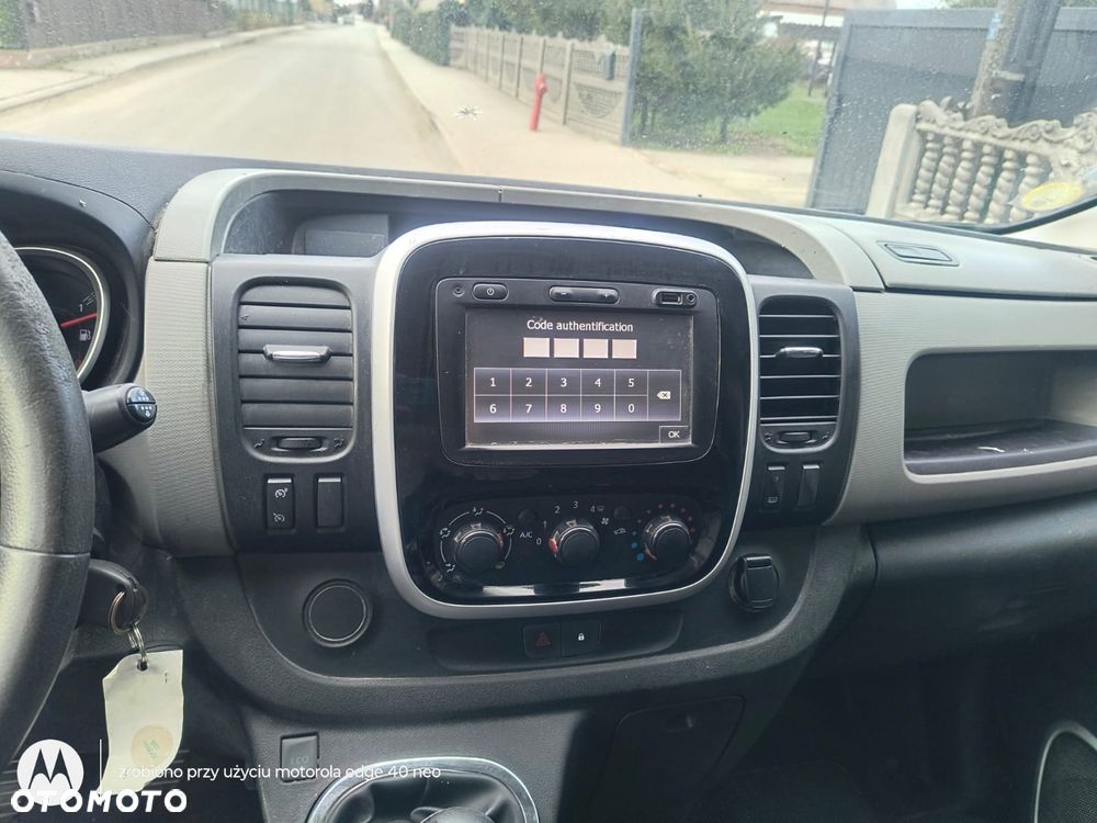 Renault Trafic - 17