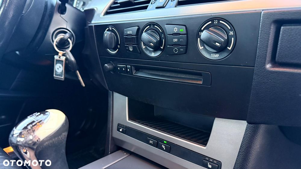 BMW Seria 5 - 24
