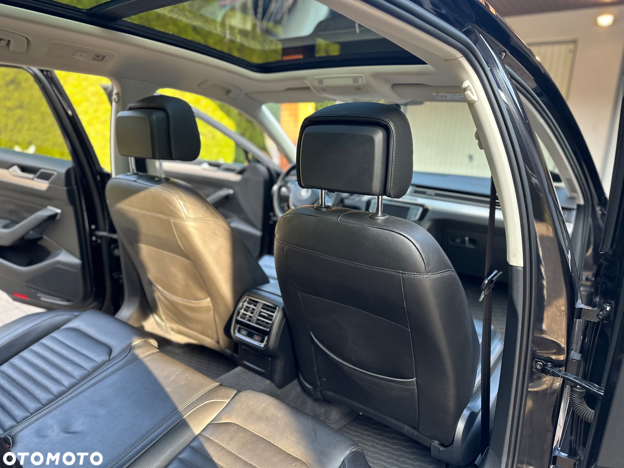 Volkswagen Passat 2.0 TDI BMT Highline DSG - 28