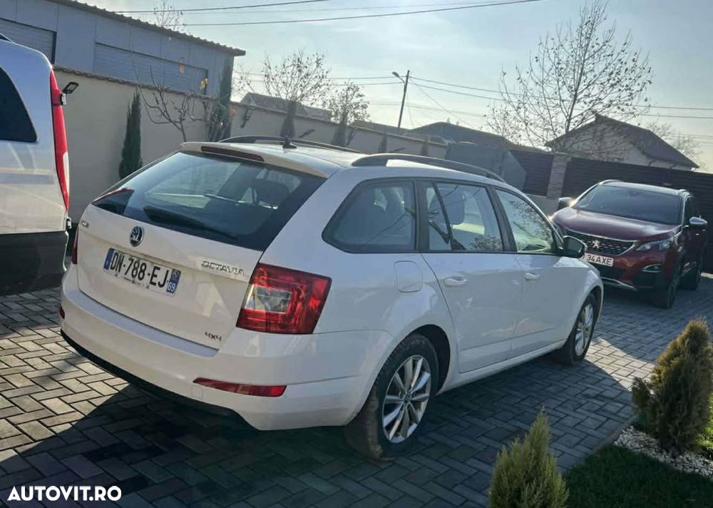 Skoda Octavia 1.6 TDI Ambiente 4x4 - 6