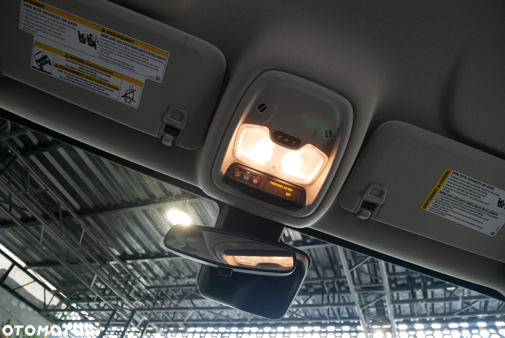 Buick Encore - 23