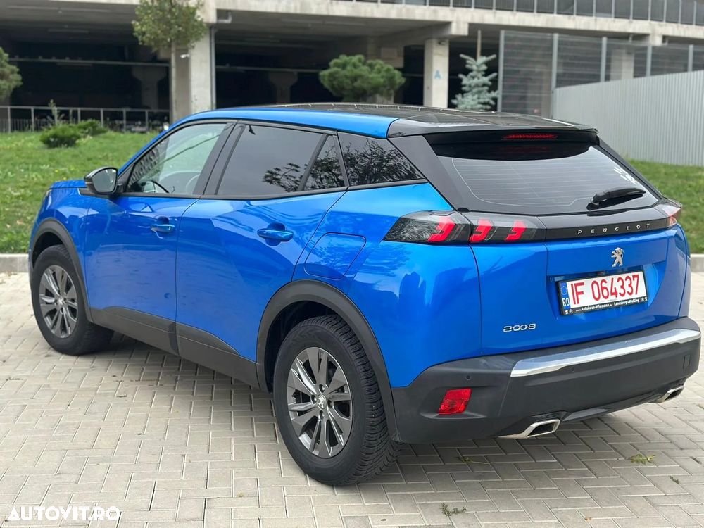 Peugeot 2008 PureTech 130 EAT8 Allure - 8